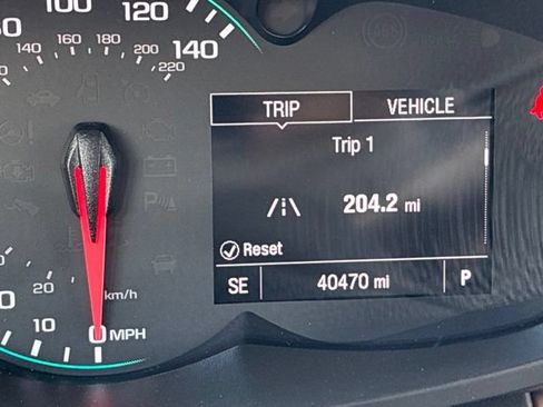 Used 2018 Chevrolet Trax LT w/ LT Convenience Package AWD/4WD image 28