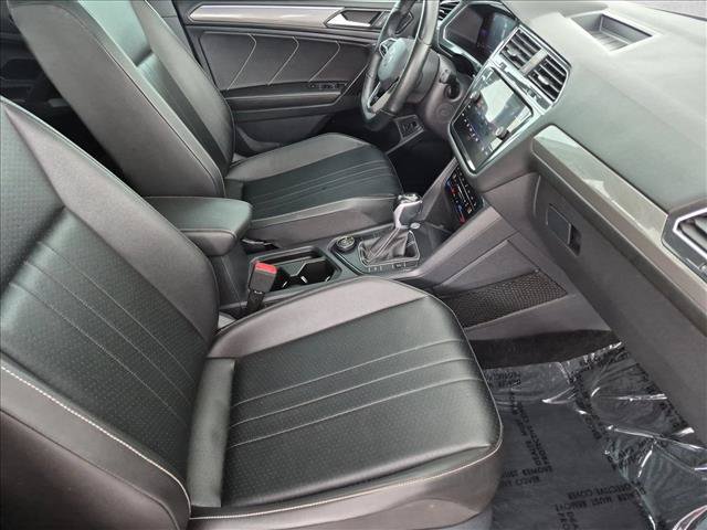 Used 2022 Volkswagen Tiguan SE R-Line AWD/4WD image 22