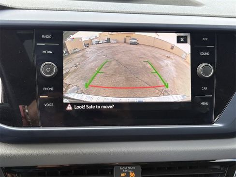 Used 2023 Volkswagen Atlas Cross Sport SE image 18