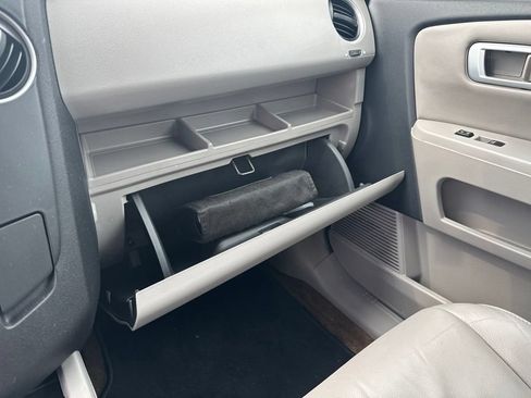 Used 2013 Honda Pilot Touring image 26