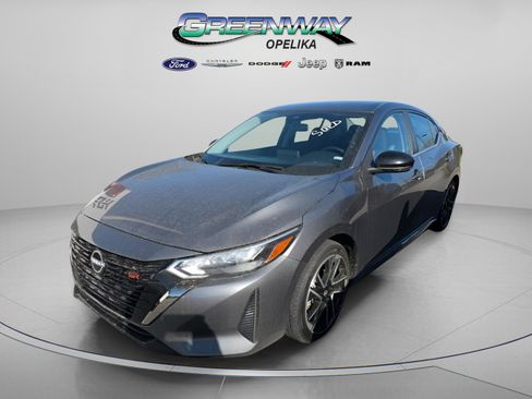 Used 2025 Nissan Sentra SR image 12