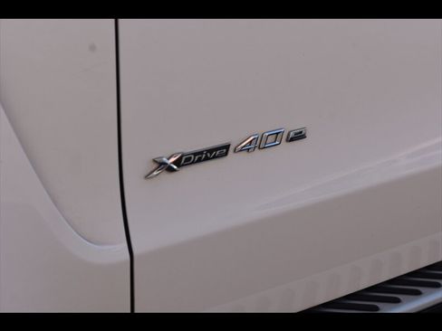 Used 2016 BMW X5 xDrive40e AWD/4WD image 49