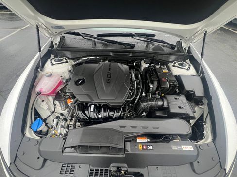 Used 2025 Hyundai Sonata SEL FWD image 32