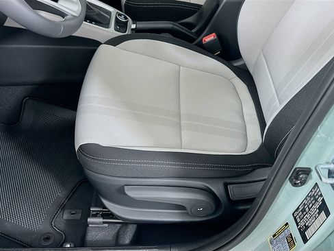 New 2026 Hyundai Venue SEL FWD image 19