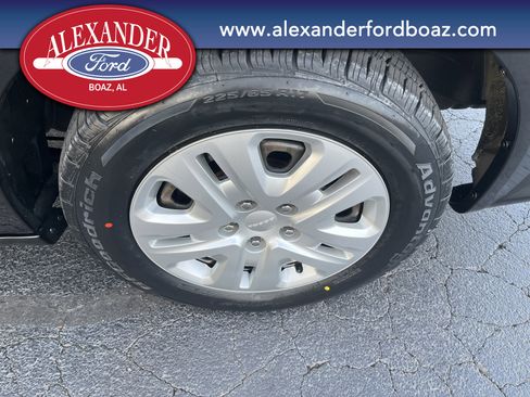 Used 2020 Dodge Grand Caravan SE w/ UConnect Hands-Free Group image 7