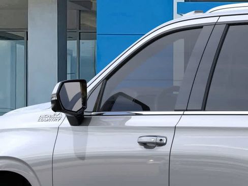 New 2026 Chevrolet Tahoe High Country image 12