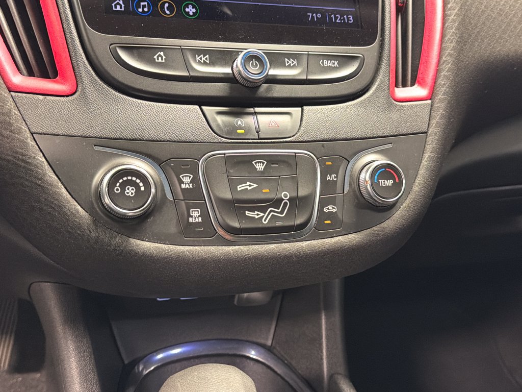Used 2021 Chevrolet Malibu RS FWD image 36