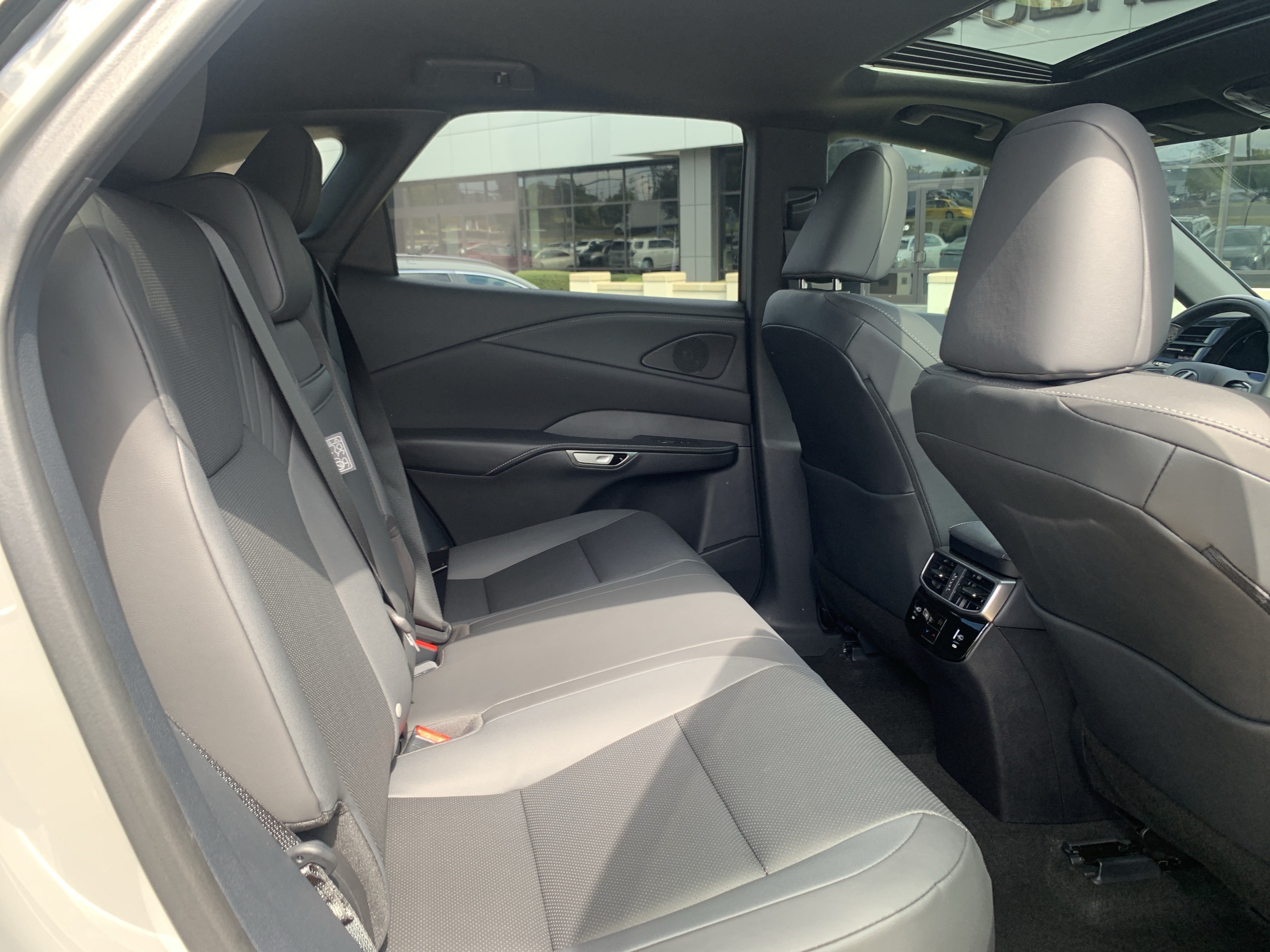 Used 2026 Lexus RX 350 F Sport w/ Convenience Package AWD/4WD image 33