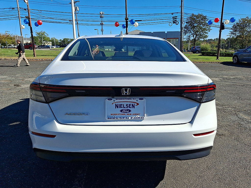 Used 2023 Honda Accord EX image 29
