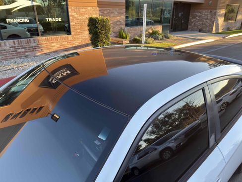 Used 2018 Dodge Charger SXT w/ Blacktop Package image 13