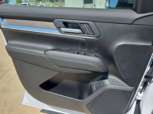 New 2026 GMC Terrain Denali AWD/4WD image 27