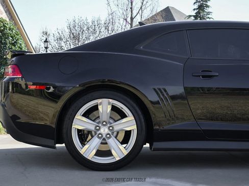 Used 2014 Chevrolet Camaro ZL1 image 10