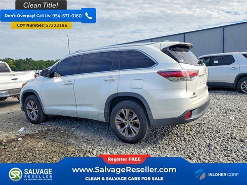 Used 2015 Toyota Highlander XLE FWD image 3