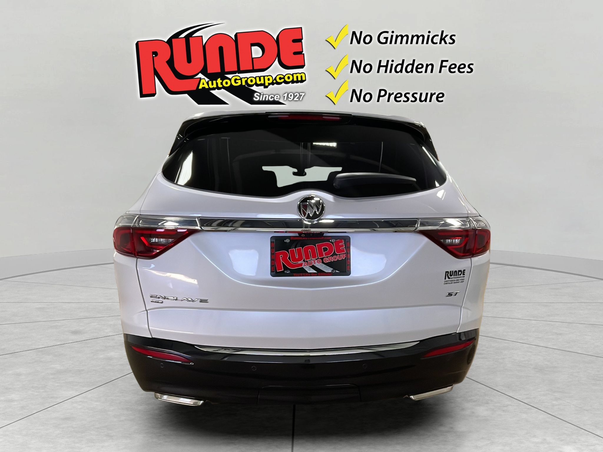 Used 2024 Buick Enclave Essence w/ Experience Buick Package AWD/4WD image 5