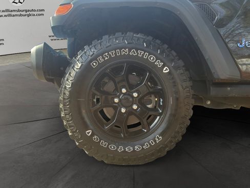 Used 2021 Jeep Wrangler Sport image 14