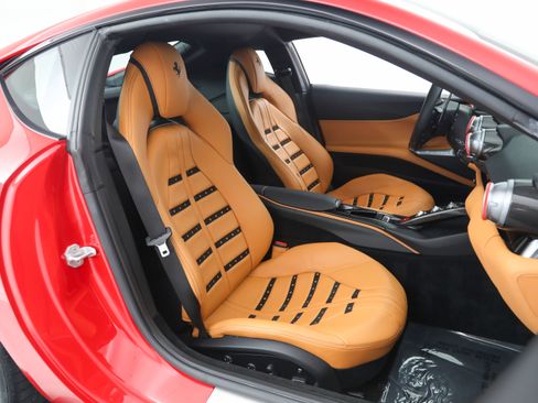 Certified 2020 Ferrari 812 Superfast image 21