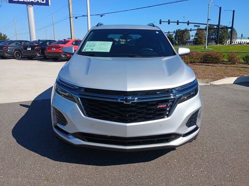 Used 2022 Chevrolet Equinox RS w/ Infotainment Package image 2