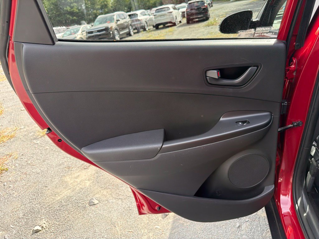 Used 2020 Hyundai Kona SEL AWD/4WD image 15