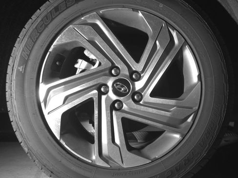 Used 2023 Hyundai Santa Fe SEL image 15