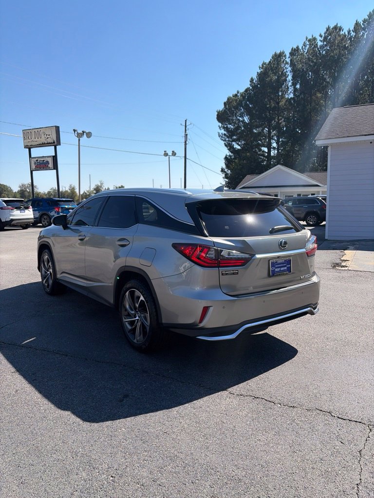 Used 2018 Lexus RX 350L Luxury w/ Accessory Package FWD image 3