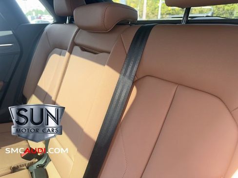 Certified 2025 Audi Q3 2.0T Premium Plus w/ Premium Plus Package image 28