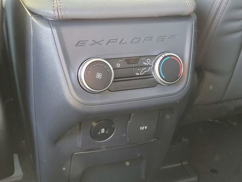 New 2026 Ford Explorer Active w/ Active Comfort Package AWD/4WD image 44