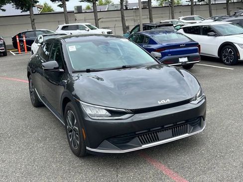 Certified 2023 Kia EV6 Light RWD image 5