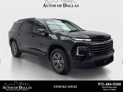 Used 2025 Chevrolet Traverse LT