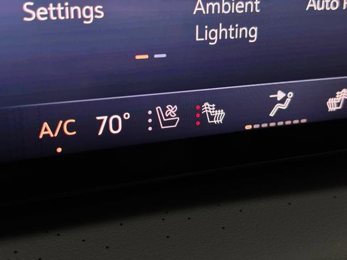 New 2026 Buick Enclave Avenir w/ Super Cruise Package FWD image 8