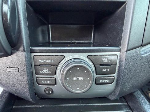 Used 2012 Honda Pilot Touring image 28