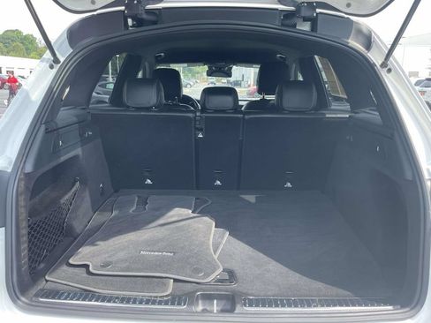 Used 2022 Mercedes-Benz GLC 300 4MATIC image 11