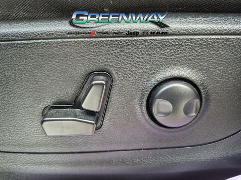 Used 2023 RAM 1500 Big Horn AWD/4WD image 18