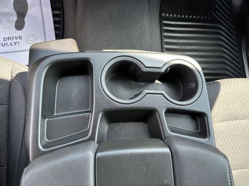 Used 2024 Chevrolet Silverado 1500 LT image 31