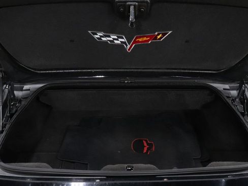 Used 2006 Chevrolet Corvette Convertible w/ Preferred Equipment Group image 13