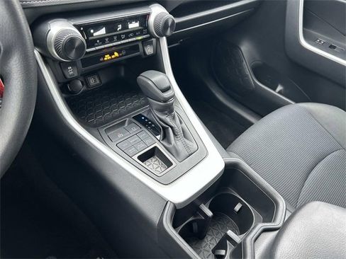 Used 2024 Toyota RAV4 LE image 23
