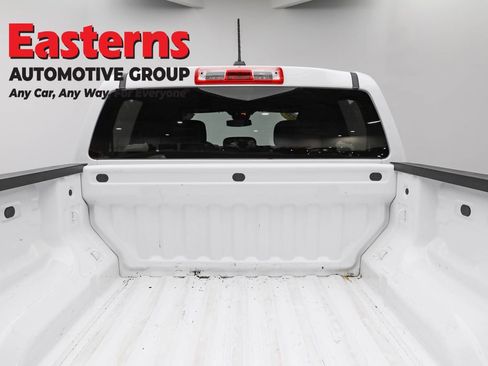 Used 2023 Chevrolet Colorado W/T image 9