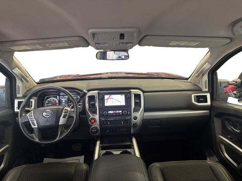 Used 2019 Nissan Titan Platinum Reserve AWD/4WD image 7