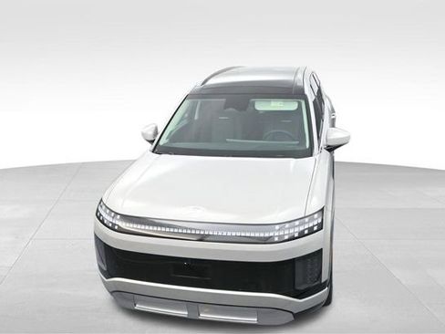 New 2026 Hyundai Ioniq 9 Limited image 25