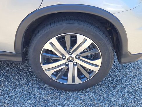 Used 2025 Mitsubishi Outlander Sport AWD image 8