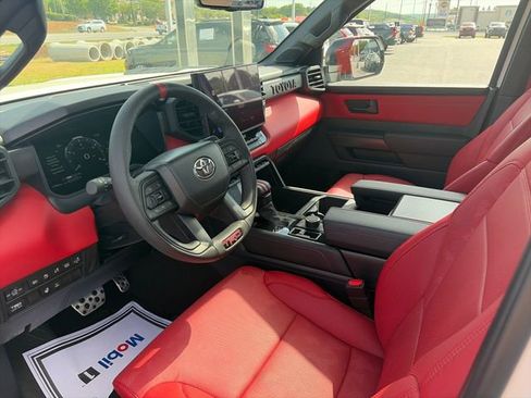 Used 2025 Toyota Tundra TRD Pro AWD/4WD image 30