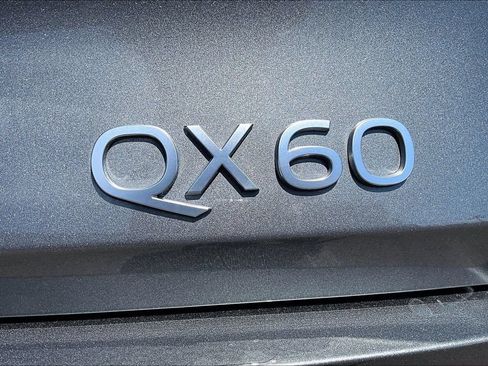 Used 2026 INFINITI QX60 Luxe w/ Cargo Package FWD image 8
