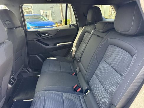 Used 2025 Chevrolet Equinox LT FWD image 22