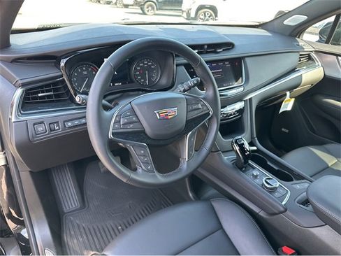 New 2025 Cadillac XT5 Premium Luxury w/ Technology Package image 7