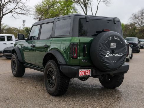 Used 2023 Ford Bronco Wildtrak image 6