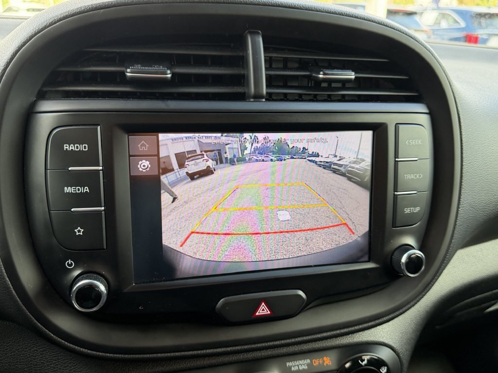 Certified 2022 Kia Soul LX FWD image 26