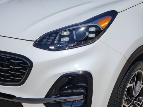 Used 2022 Kia Sportage SX FWD image 9
