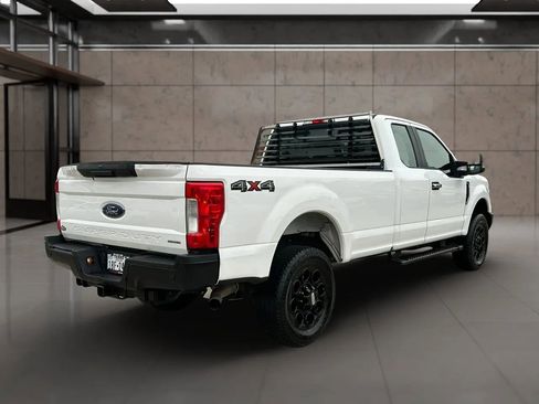 Used 2019 Ford F250 XL w/ Power Equipment Group AWD/4WD image 5
