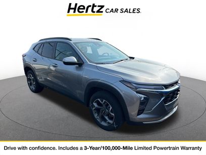 Used 2025 Chevrolet Trax LT w/ LT Convenience Package