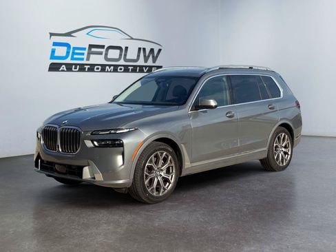 Used 2024 BMW X7 xDrive40i AWD/4WD image 7