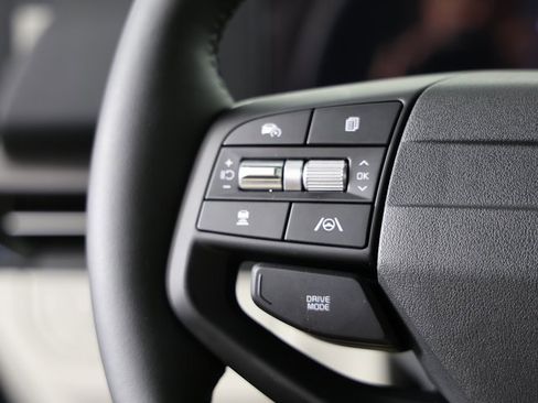 Certified 2026 Kia Sportage EX w/ EX Panorama Roof Package image 14